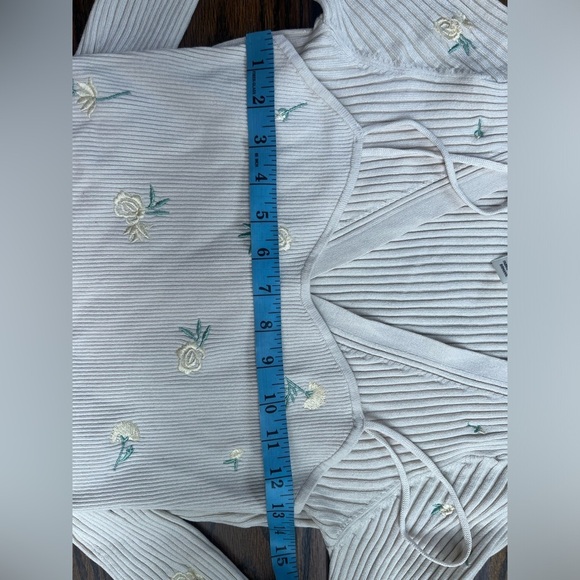 H&M RIBBED CARDIGAN AND CROP TOP WITH EMBROIDERY Sz. M ivory Y2K style - Picture 5 of 8